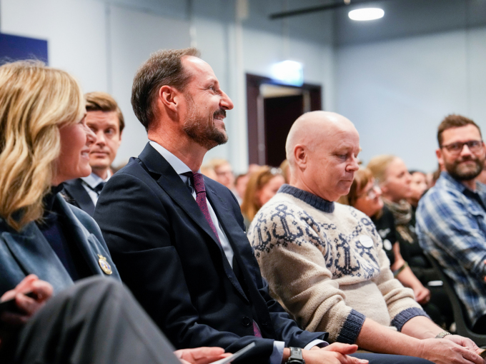 Kronprins Haakon var til stede ved Holmliaseminaret 2024. Her sammen med ordfører Anne Lindboe. Foto: Beate Oma Dahle / NTB