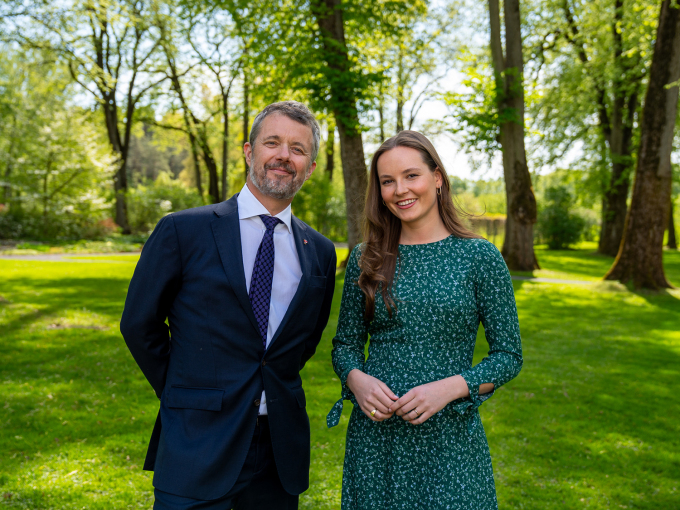 Kong Frederik og Prinsesse Ingrid Alexandra på Bygdøy Kongsgård. Foto: Simen Løvberg Sund, Det kongelige hoff