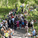 Det var mange som la ut på tur rundt Ulsrudvannet denne dagen. Foto: Beate Oma Dahle / NTB