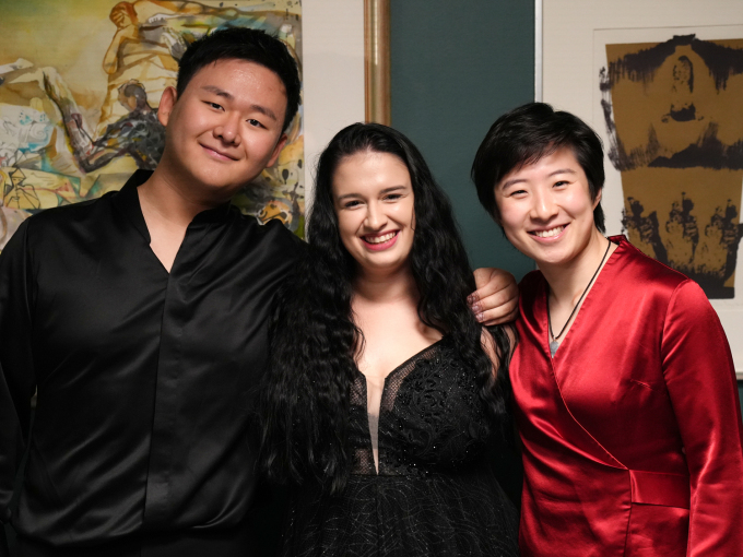 Jiayi Chen, Sara Dragan og Sungmin Cho spelte finalekonsert med Trondheim Symfoniorkester & Opera. Foto: TSO