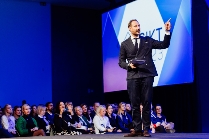 Kronprins Haakon åpnet 10-årsjubileet til SIKT-konferansen på Nasjonalmuseet i Oslo i 2023. Foto: Jonathan C. Vivaas Kise, SIKT