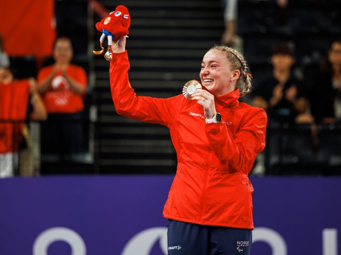 Helle Sofie Sagøy vann bronsefinalen i badminton i Paralympics i Paris. Foto: Foto: Alexander Eriksson / Team Norway