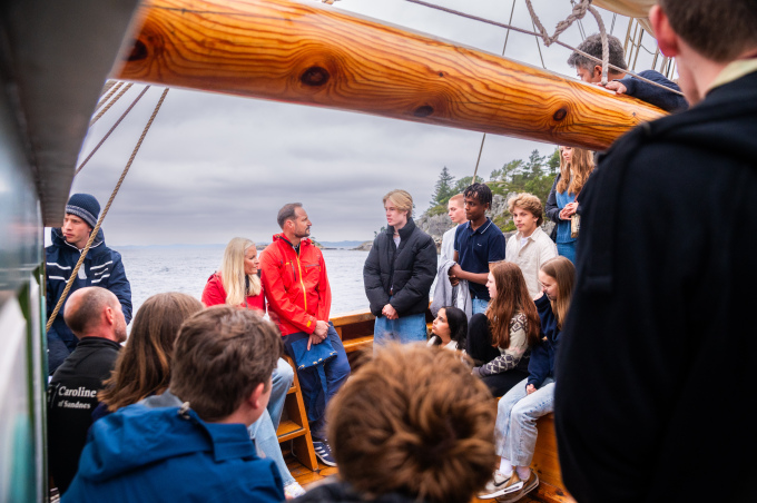 Verdiseilaset på vei mot Moster. Foto: Halvard Bøe